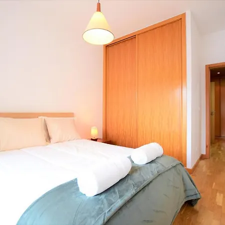 Marina De T2 Ate 6 Pax Com Piscina E Vista Marina * Albufeira